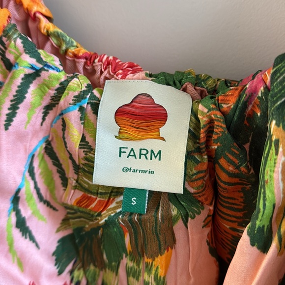 Farm Rio Crop Top - Picture 3 of 3